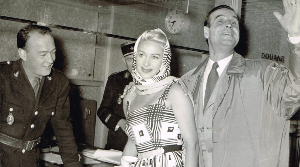 Martine Carol à Orly