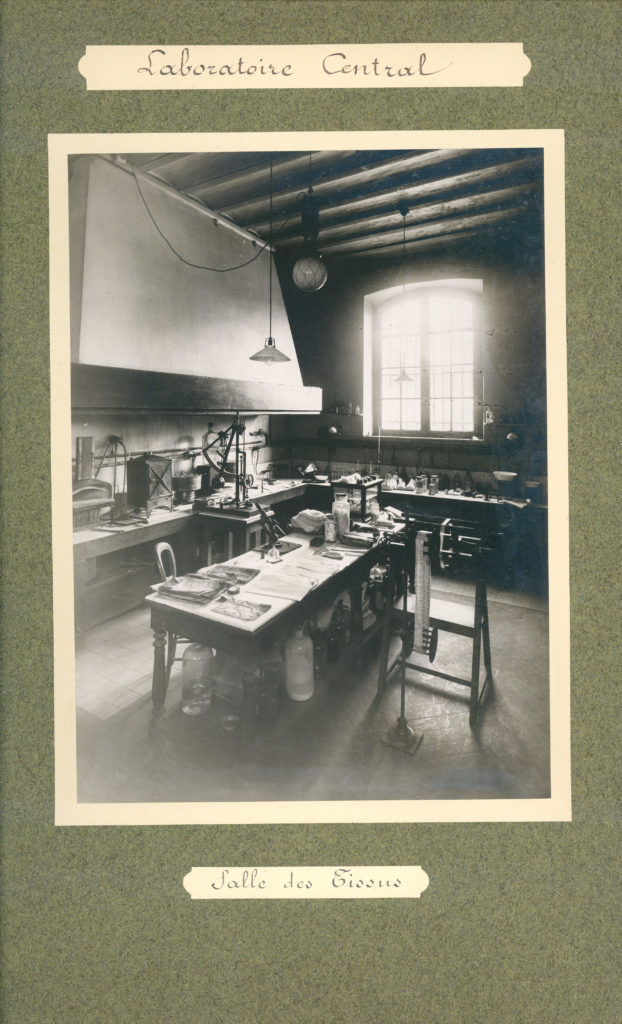 Laboratoire central